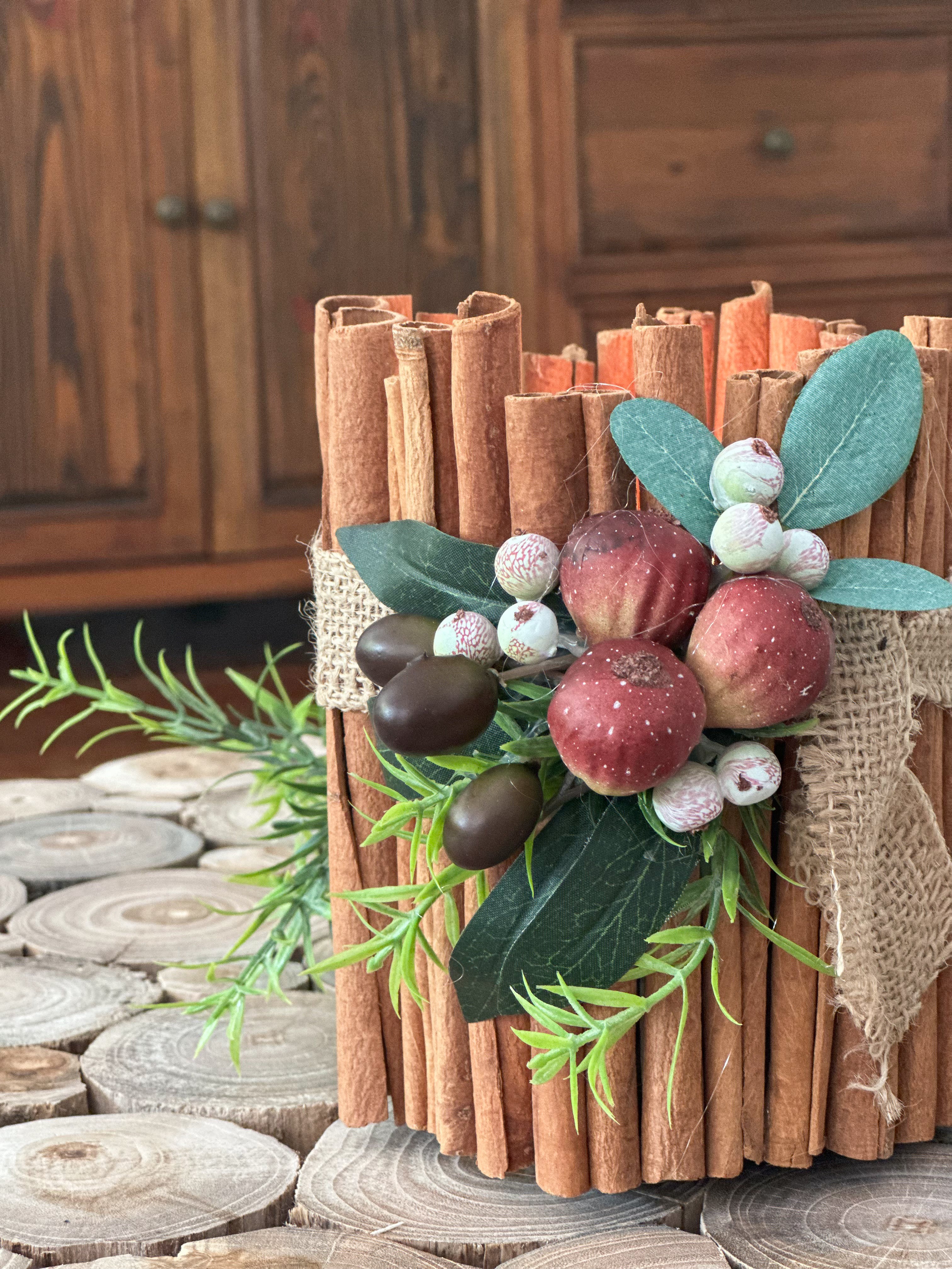 Cinnamon Candle